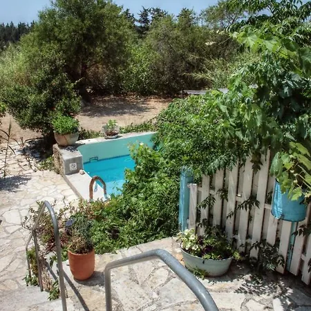 Agrilias With Private Pool Semesterbostad Mánganos