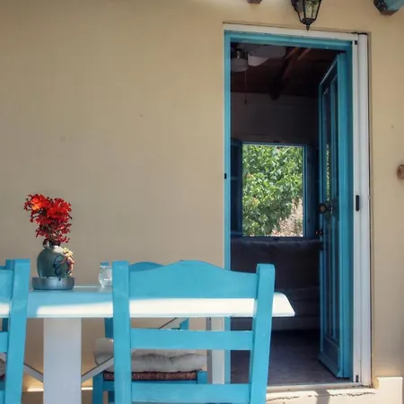 Agrilias With Private Pool 度假居