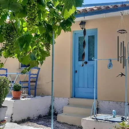 Agrilias With Private Pool Mánganos